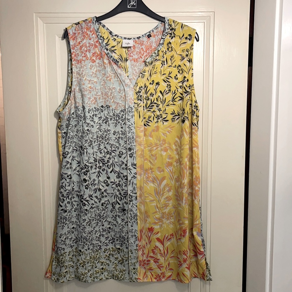 CAbi Split Blouse size XL like new